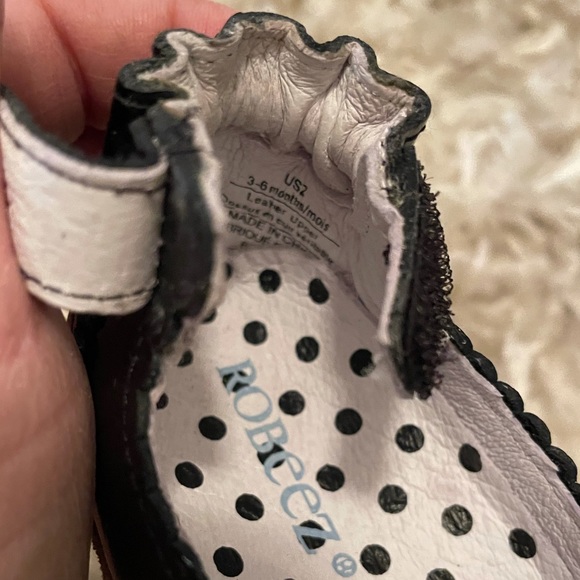 Robeez Mary Jane style Infant Black Patent Leather dress shoe-Size 2 (3-6 mo) - Picture 10 of 15